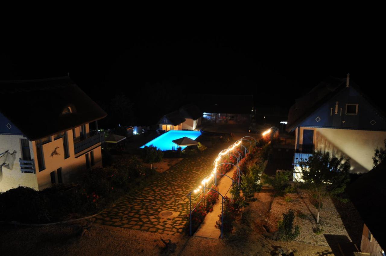 Nena Art Resort Dunavatu de Jos Exterior photo